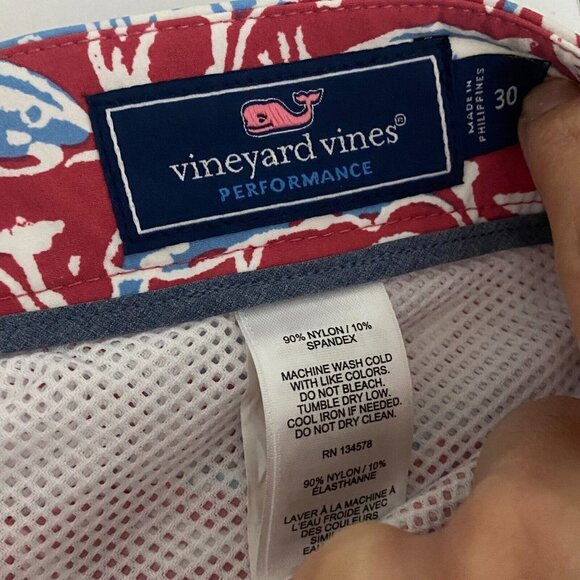 Vineyard Vines Performance Breaker Shorts Size 30 Red Mariner Fish Pattern - Picture 6 of 10